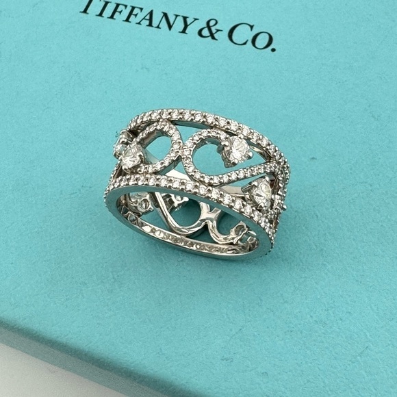RARE Tiffany & Co. Diamond Enchant Scroll Ring in Platinum Retired 1.3 TCW - Picture 5 of 9